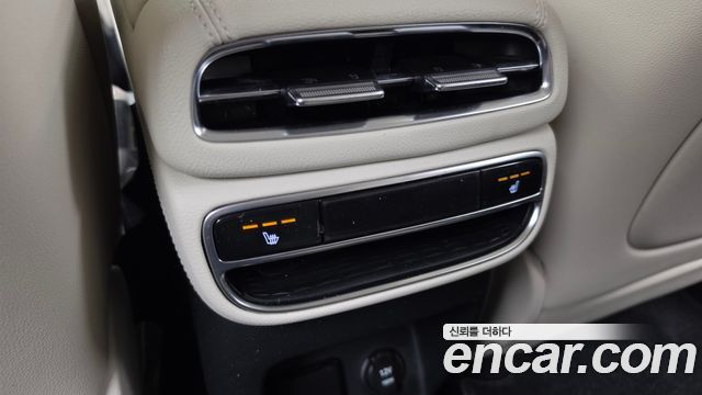 Genesis GV80 2023 — photo 25