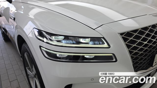 Genesis GV80 2023 — photo 8