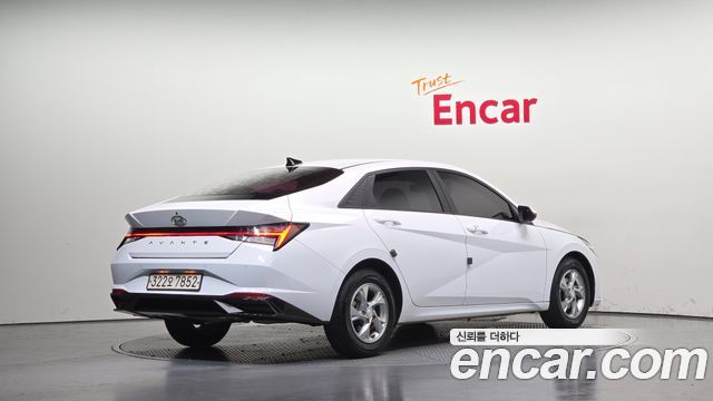 Hyundai AVANTE 2021 — photo 2