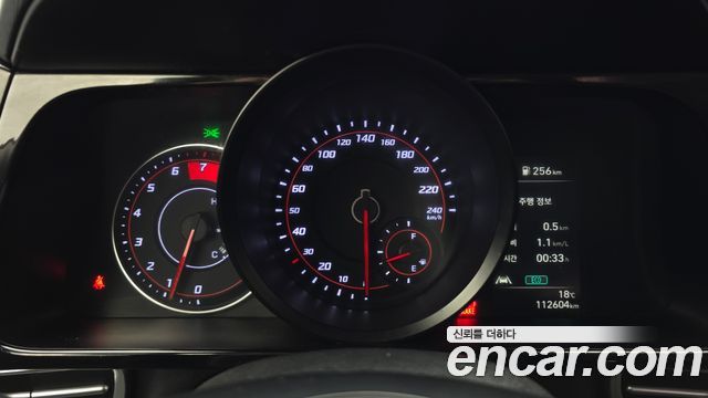 Hyundai AVANTE 2021 — photo 11