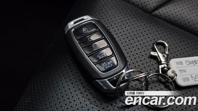 Hyundai AVANTE 2021 — photo 22