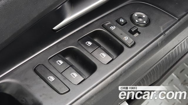 Hyundai AVANTE 2021 — photo 30