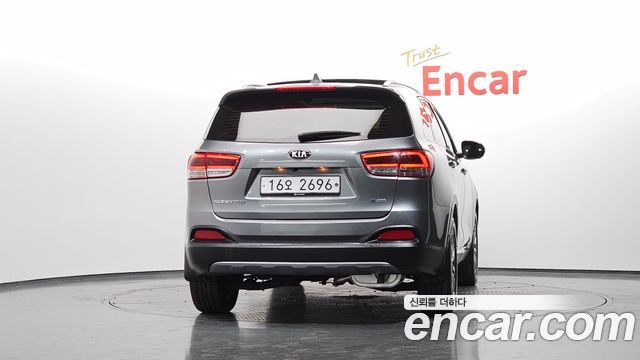 Kia Sorento 2015 — photo 4