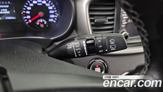 Kia Sorento 2015 — photo 17