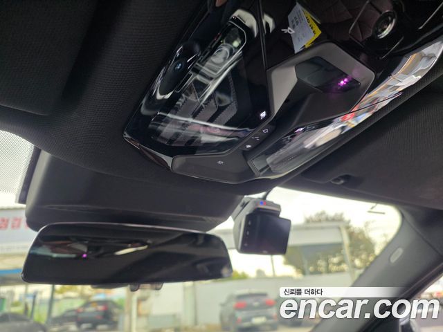 BMW 7-Series 2024 — photo 16