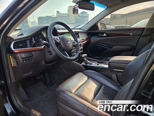 Kia K7 2017 — photo 10