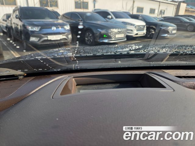 Kia K7 2017 — photo 12