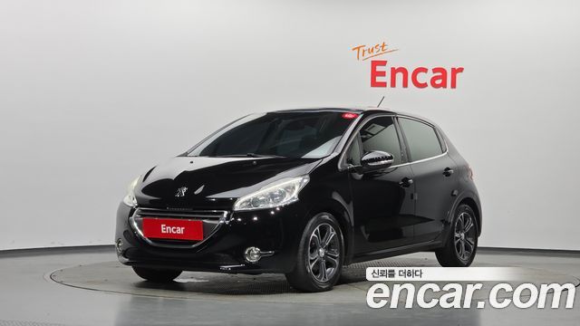 Peugeot 208 2014 — photo 1