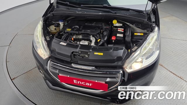 Peugeot 208 2014 — photo 6
