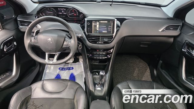 Peugeot 208 2014 — photo 7