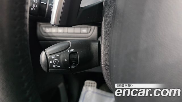 Peugeot 208 2014 — photo 14