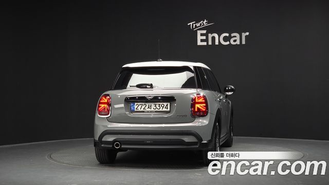 Mini Cooper 2023 — photo 4