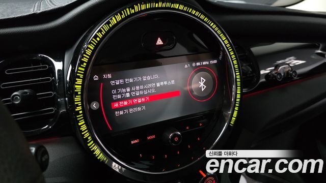 Mini Cooper 2023 — photo 21