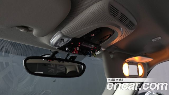 Mini Cooper 2023 — photo 24