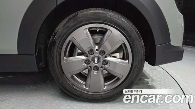 Mini Cooper 2023 — photo 7