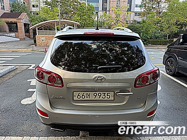 Hyundai Santafe 2010 — photo 4