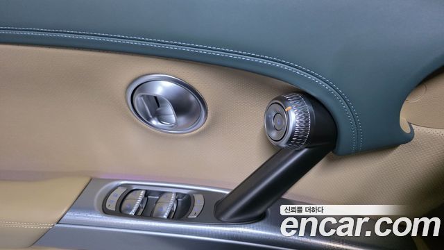 Genesis GV60 2023 — photo 9