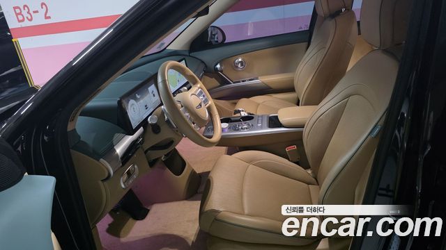 Genesis GV60 2023 — photo 14