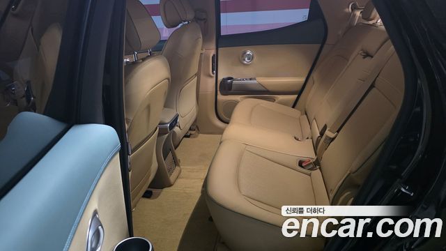 Genesis GV60 2023 — photo 15