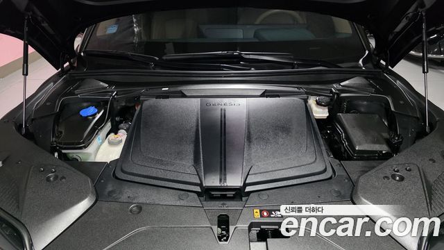 Genesis GV60 2023 — photo 16