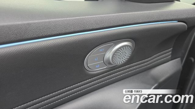 Hyundai AVANTE 2021 — photo 19