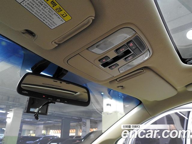 Kia Canival 2016 — photo 17