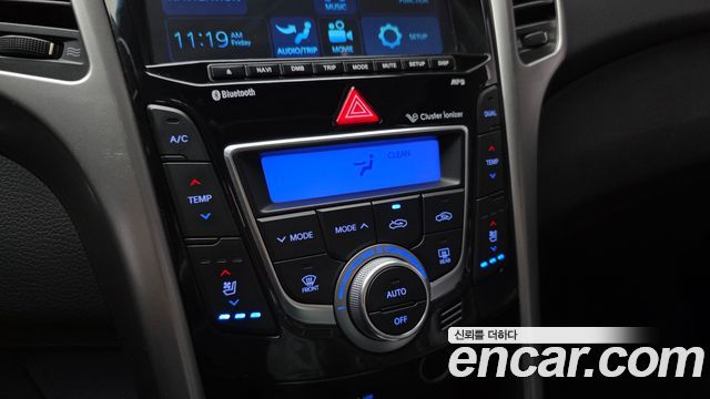 Hyundai i30 2014 — photo 22