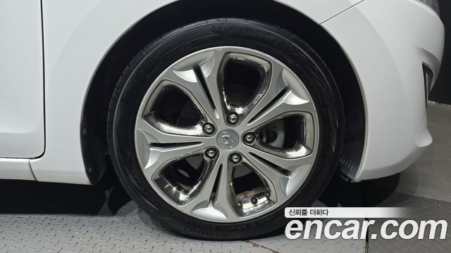 Hyundai i30 2014 — photo 7