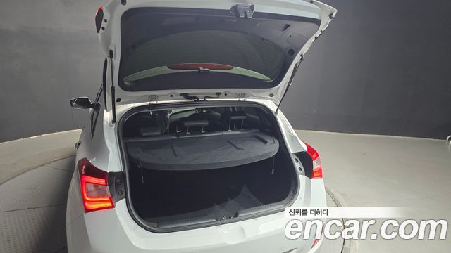 Hyundai i30 2014 — photo 30