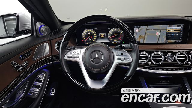 Mercedes-Benz S-Class 2018 — photo 12