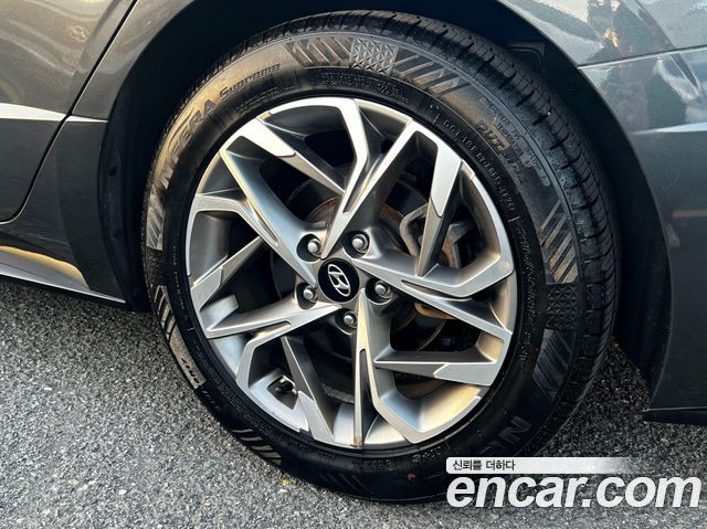 Hyundai Sonata 2021 — photo 18