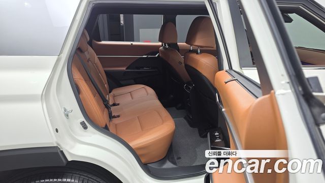 KG Mobility Torres 2023 — photo 18