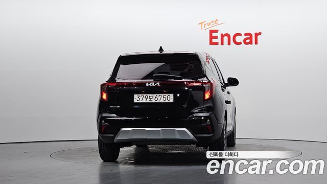 Kia Seltos 2023 — photo 4