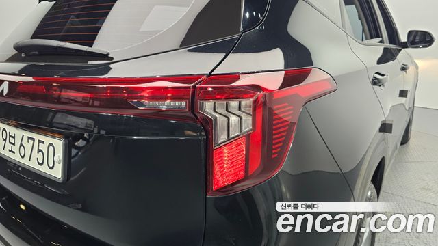 Kia Seltos 2023 — photo 9