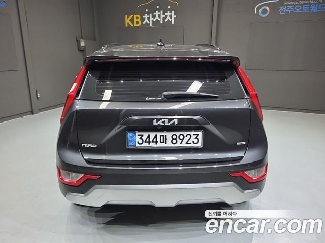 Kia Niro 2022 — photo 4