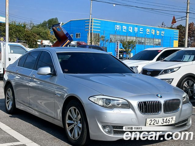 BMW 5-Series 2011 — photo 2