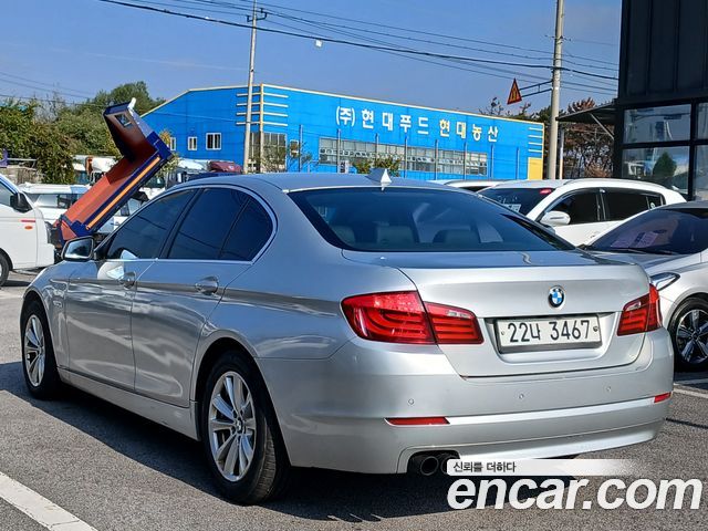 BMW 5-Series 2011 — photo 5