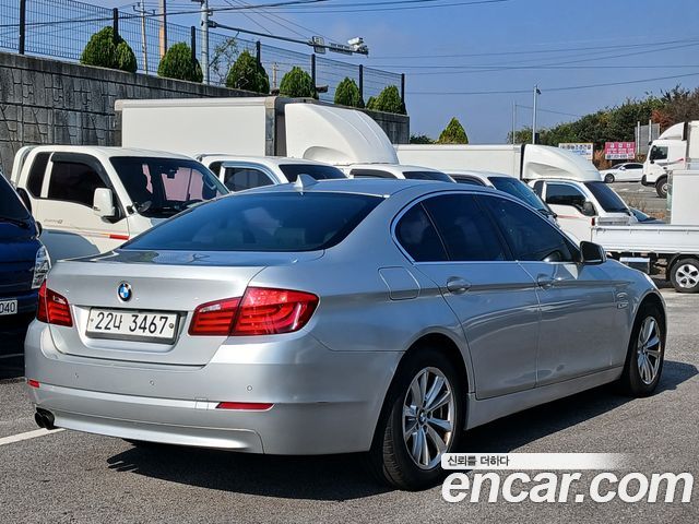 BMW 5-Series 2011 — photo 6