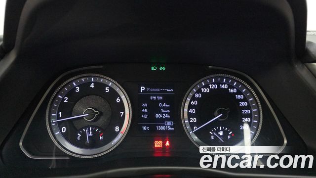 Hyundai Sonata 2020 — photo 11
