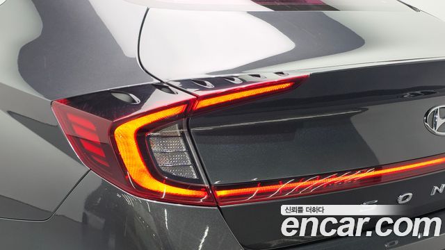 Hyundai Sonata 2020 — photo 9