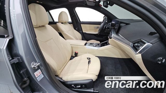 BMW 3-Series 2024 — photo 18