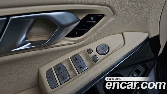 BMW 3-Series 2024 — photo 23