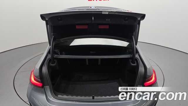 BMW 3-Series 2024 — photo 26