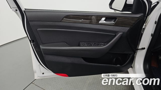 Hyundai Sonata 2015 — photo 14