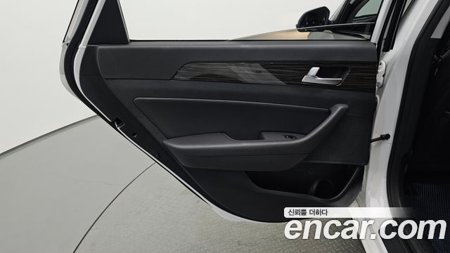 Hyundai Sonata 2015 — photo 15