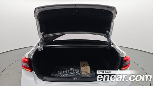 Hyundai Sonata 2015 — photo 31