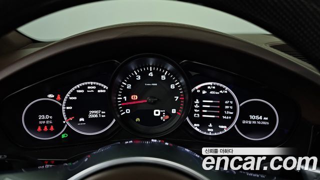 Porsche Cayenne 2022 — photo 11