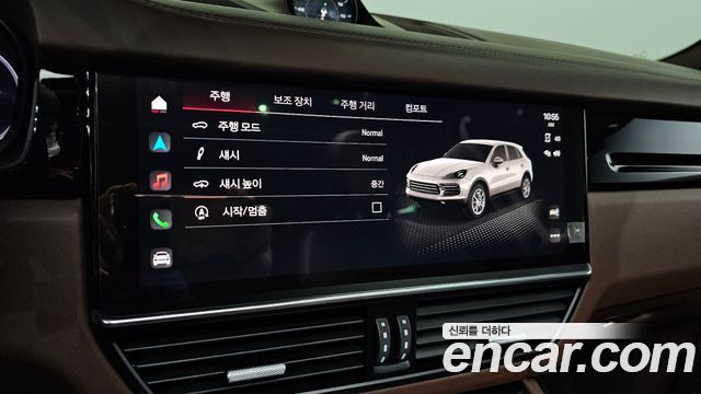 Porsche Cayenne 2022 — photo 24