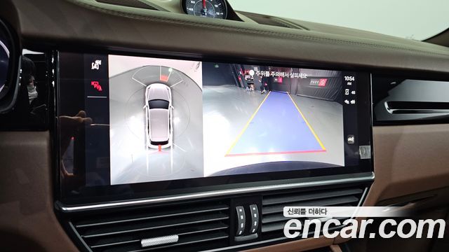 Porsche Cayenne 2022 — photo 25