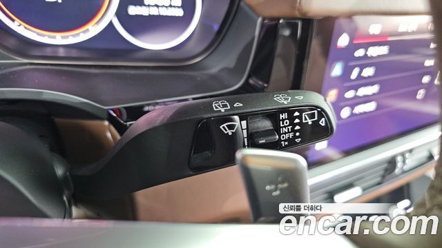 Porsche Cayenne 2022 — photo 29